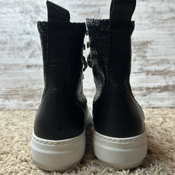 Aquatalia Tess Lace Up Woven Leather Sneakers Size 8.5 Black - Picture 6 of 11